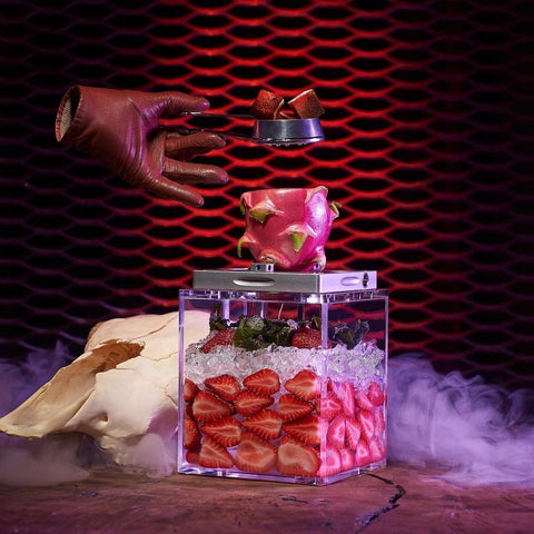 How to decorate a hookah unusually before serving?